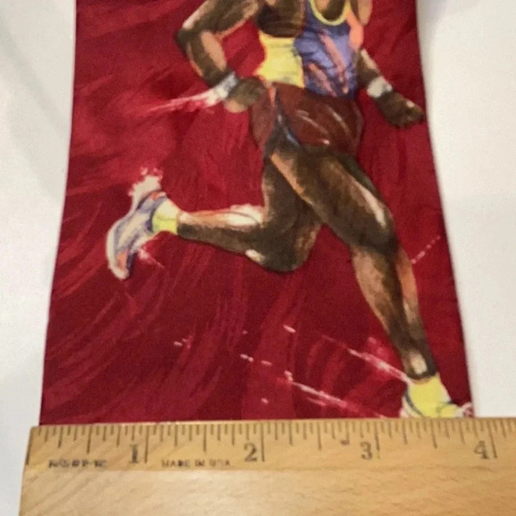 “The Joy Of Running” by Terry Rose 100% Silk Tie - Picture 3 of 8